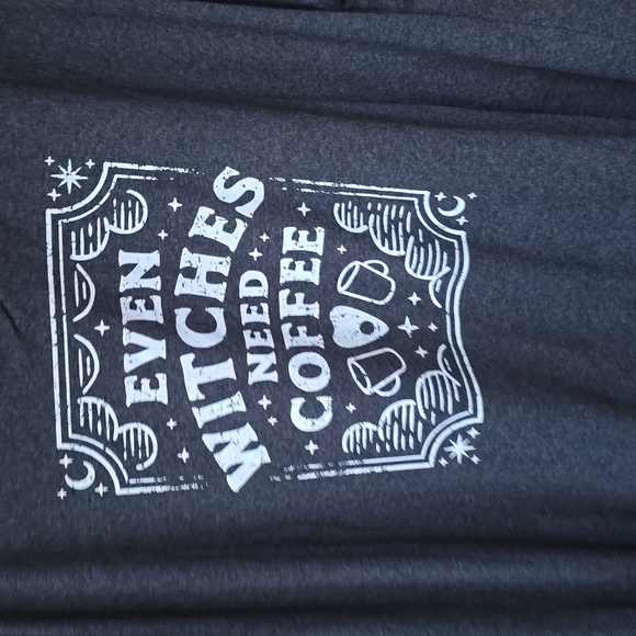 Instant Message Even Witches Need Coffee Halloween T-shirt NEW 3x - Picture 3 of 6